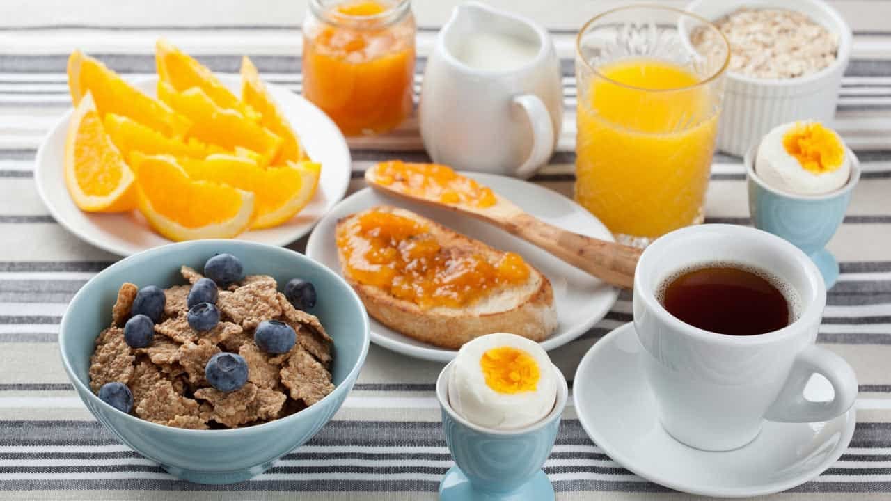 Правда ли, что завтрак — самый важный прием пищи? смотреть онлайн