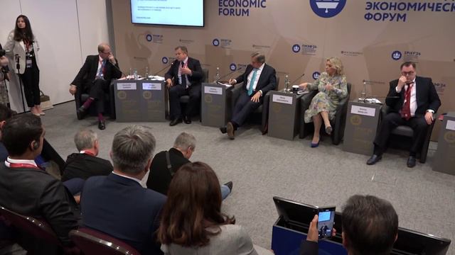 Полицентричность как норма будущего мира без колоний и гегемонов