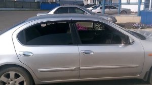 работа доводчика стекл Ниссан цефиро.