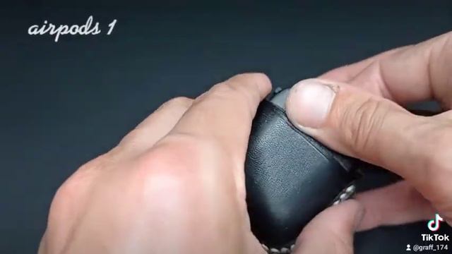 чехол для Аирподс 1 смотреть онлайн