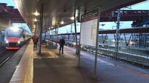 МЦК МЦД D1 Вид на поезд ЭС2Г "Ласточка" и прибытие электрички ЭП2Д в сторону области