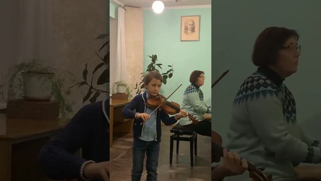 Долінко Олександр, 2 клас, МШ #1 м.Кривий Ріг. Українська народна пісня «Залітай-залітай» смотреть онлайн