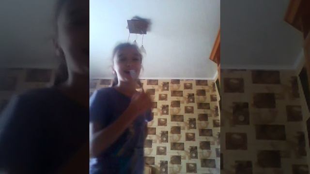 Чистим зубы вилкой! смотреть онлайн