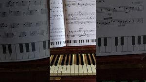 Урок сольфеджио для учащихся 5 класса. Четверть с точкой, две шестнадцатые.