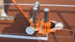 Разметка спортивных площадок: краска для разметки, тележка