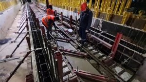 Опалубка МСК на строительстве Депо в Москве - мелкощитовая стальная система для железнодорожных опор