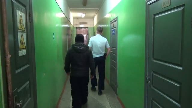 Нелегальному парковщику с Эгершельда после хайпа в соцсетях грозит выдворение из страны смотреть онлайн