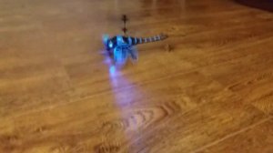 DragonFly.  Летающая игрушка с Пультом Управления.
