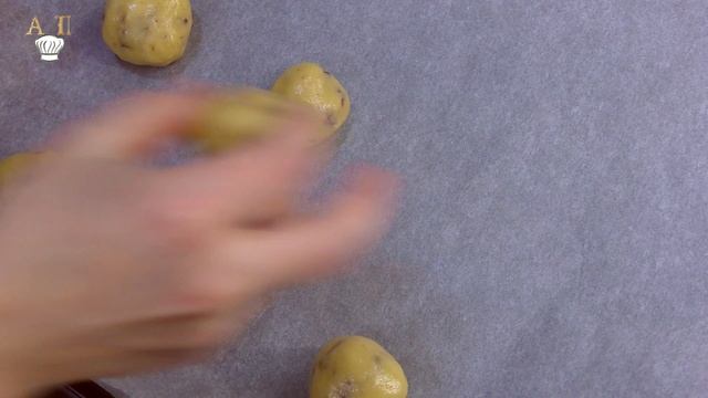 Всё смешал и готово!Быстрое, песочное, рассыпчатое печенье к чаю!Рецепт вкусного печенья с шоколадо
