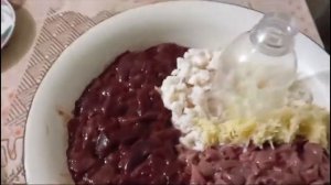 Колбаса из печени и почек.