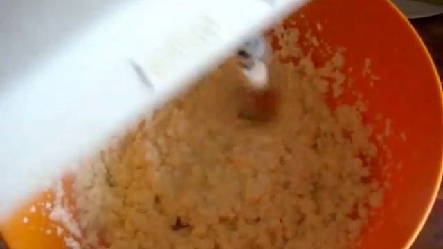 большой творожный сырник с изюмом смотреть онлайн