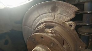 Восстановление задних тормозов Opel Vectra B