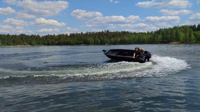 Тест моторной лодки ПНД 4 м , 1.20 по дну. Mercury 9.9 смотреть онлайн