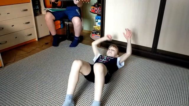 Физкультминутка от меня и брата смотреть онлайн