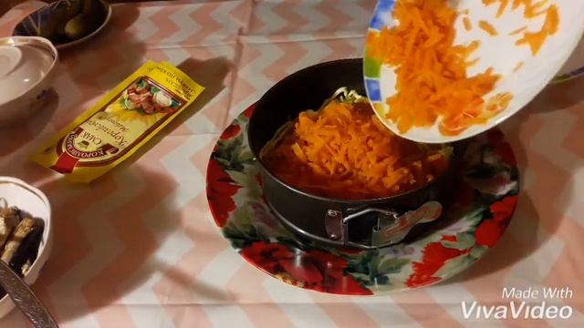 Очень вкусный и красивый салат со шпротами к праздничному столу!