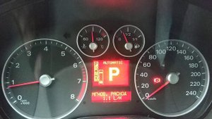 Фокус 2 2л Автомат большой мгновенный расход
