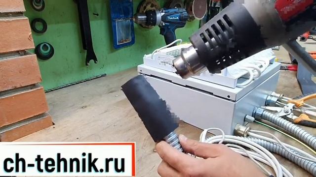 Прокладка проводов в котельной, в гофре.