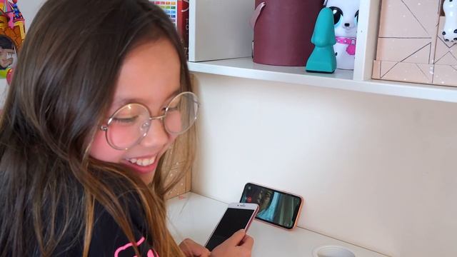 24 ЧАСА Пауза Челлендж PAUSE CHALLENGE. КТО СТАВИТ МАШУ НА ПАУЗУ! смотреть онлайн