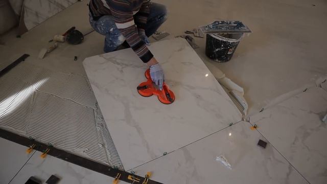 Технология УКЛАДКИ КОВРА из керамогранита 90-90.. смотреть онлайн