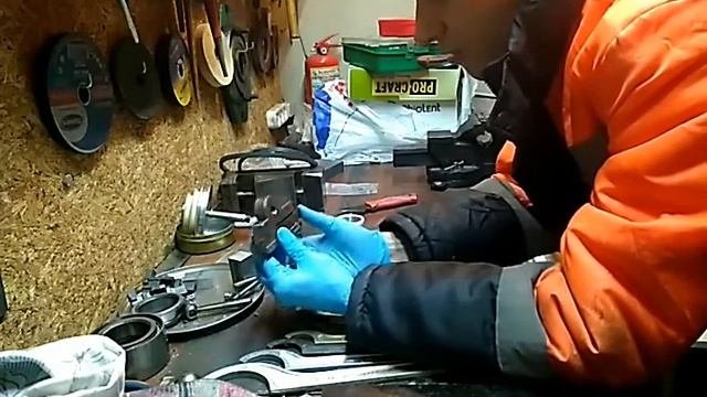 Купленный на директлоте пружинный отрезной резец для тв4 с пластинкой быстрореза