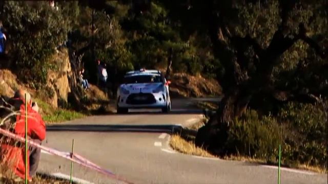 Présentation Citroën Racing 2011 - DS3 Racing & DS3 R3 смотреть онлайн