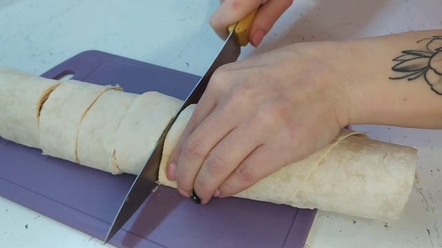 ❤️ Горячий рулет "Улитка" из лаваша в духовке ❤️ Вкусный #пп_обед за 30 минут. FITNESS FOOD TV смотреть онлайн