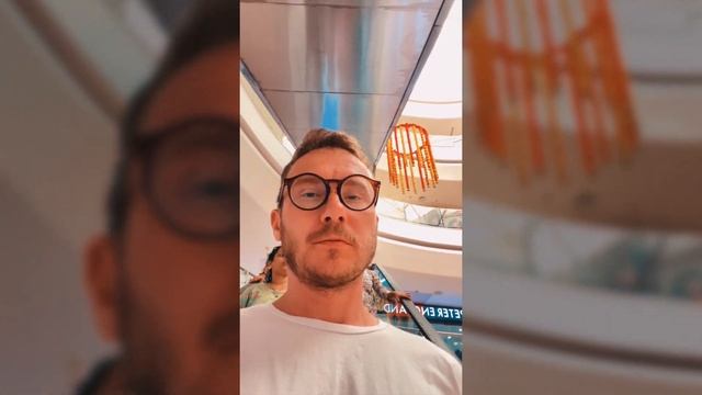 Дивали: яркий праздник красок и опасное приключение на индийском побережье