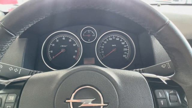 Opel Astra 2012 г.в 1.6 МT (115 л.с), Купить в Автосалоне АВТОПАРК76 в г. Ярославль! смотреть онлайн