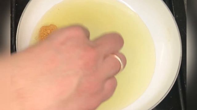 Сыр В Кляре Очень Простой Рецепт | Сырные Палочки | Сыр Фри #жареныйсыр #сырвкляре #рецепт #SCL