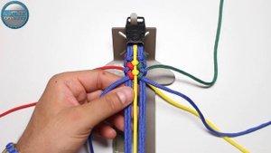 Браслет из паракорда ?