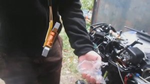 12 вольт с  мотора mercury9. 9 лайт в  лодку