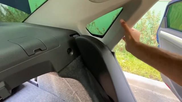 Как снять заднюю полку на VW Passat B7 USA