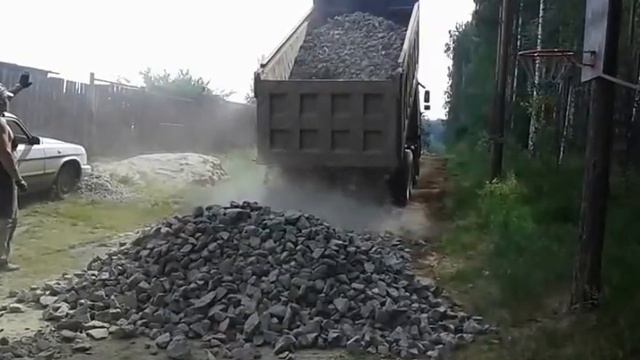 УралАвтоСтрой. Щебень гранитный 70-120 смотреть онлайн