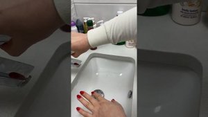 Бархатные ручки. Салонная процедура дома.