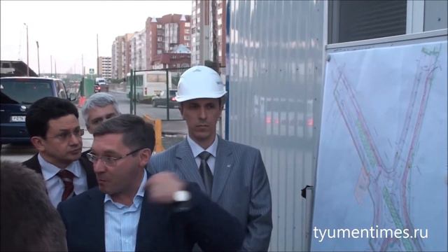 Губернатор посетил дорожные стройки Тюмени