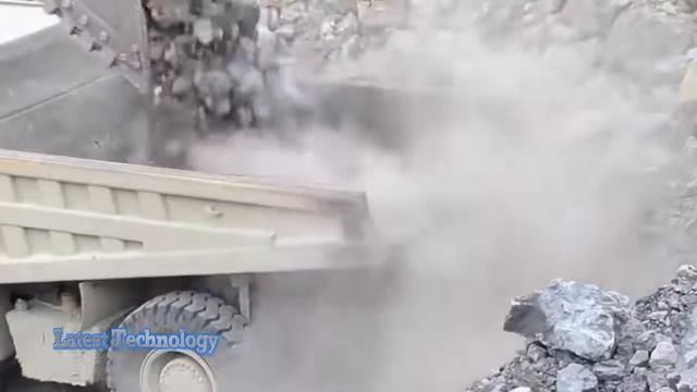 Amazing Extreme Biggest Engineering Machines! Heavy Equipment Excavator Operator Skills & Modern смотреть онлайн