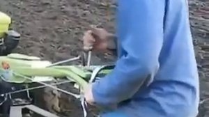 Мотоблоки Зубр , Кентавр  с плугом .