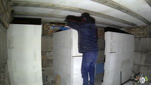 Перегородки из газобетона своими руками на клей-пену. Плюсы и минусы.