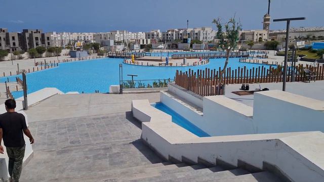 Прибрежная зона ,новостройки. Египет, Эль-Дабаа, строительство АЭС смотреть онлайн