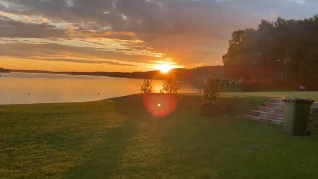 Потрясающий закат на Можайском море