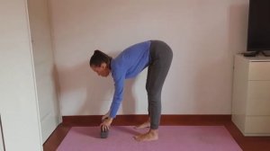 Как наклоняться и поднимать тяжести, чтобы не сорвать спину