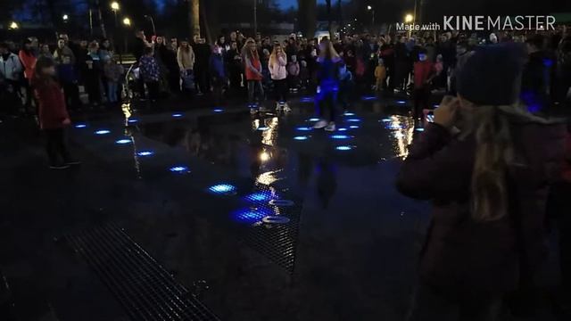 VLOG:БРЯНСК, МУЗЫКАЛЬНЫЕ ФОНТАНЫ. смотреть онлайн