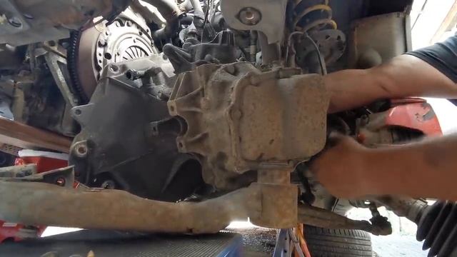 Vauxhall Astra MK4 Gearbox & Clutch Change смотреть онлайн