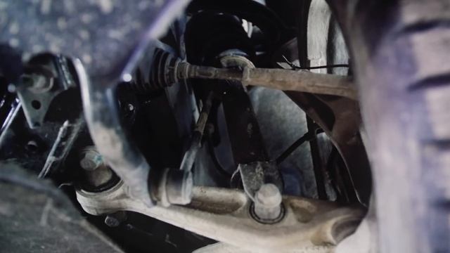 TESLA MODEL 3 РАЗБОРКА | Смотрим под капот и подвеску | ElectroCarsUA смотреть онлайн