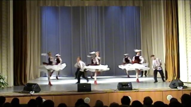 Ролик трюков народного ансамбля танца На ростанях