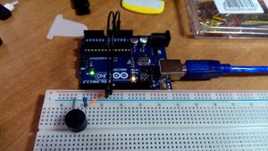 Мелодия популярного Super Mario на пищалке с помощью Ардуино