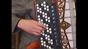 «Песенка о хорошем настроении» ( Про пять минут ) на баяне из к/ф "Карнавальная ночь"