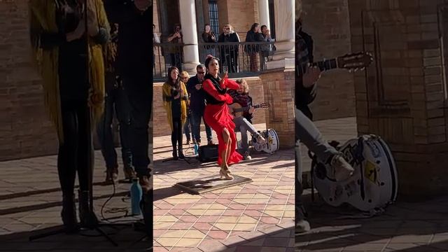 Flamenco at Plaza de España