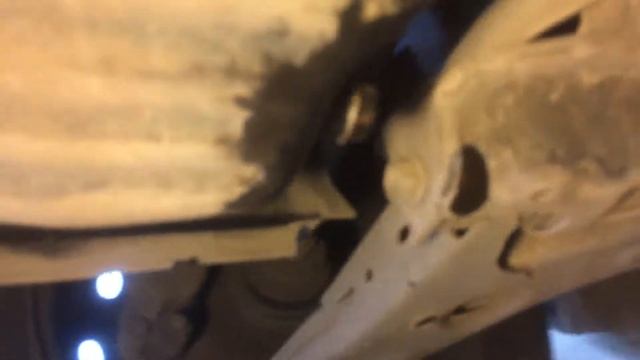 Mazda Familia Замена масла в ДВС смотреть онлайн