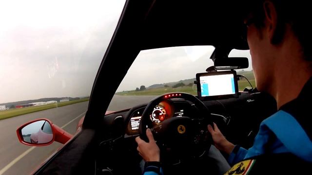 Ferrari 458 Speciale - 0-210 kmh